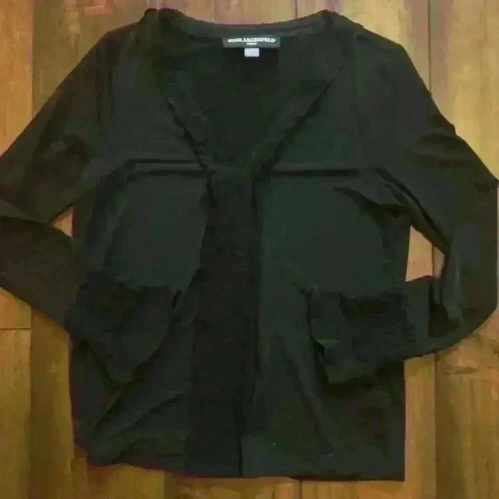 Beautiful women’s Karl Lagerfeld black long sleeve blouse size small